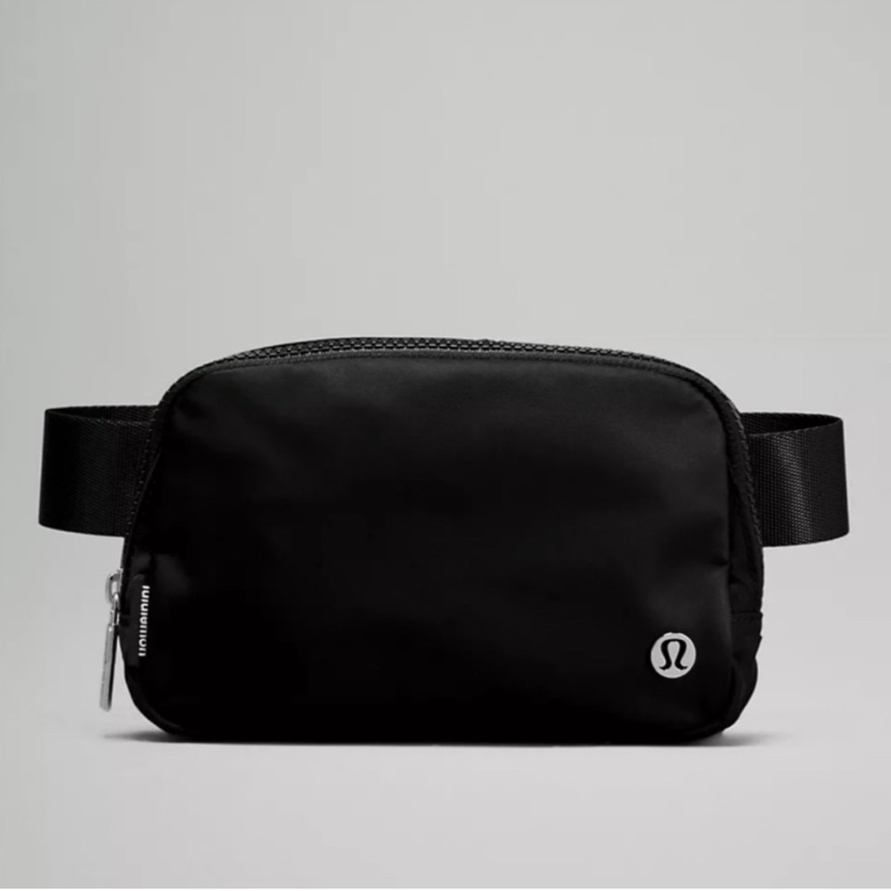 LuLuLemon Everywhere Belt Bag - NWT